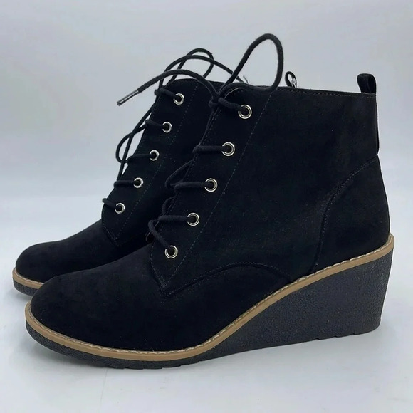 Ana Bramber Black Ankle Suede Boots - Picture 1 of 10